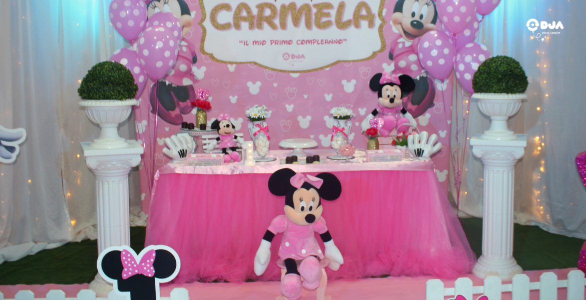 Album del Primo compleanno di Carmela a tema Minnie